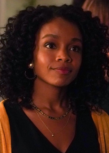 Mia Brooks photo