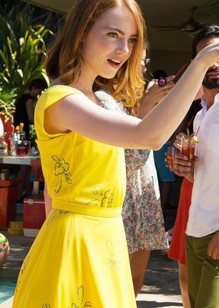 Mia Dolan photo
