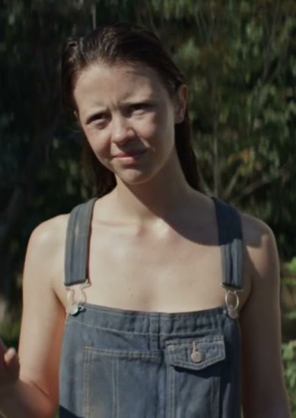 Mia Goth photo