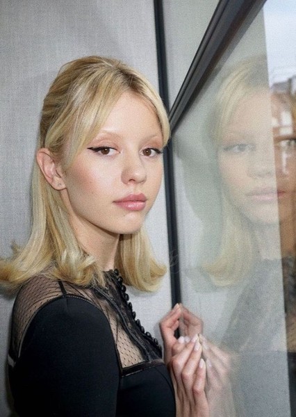 Mia Goth
