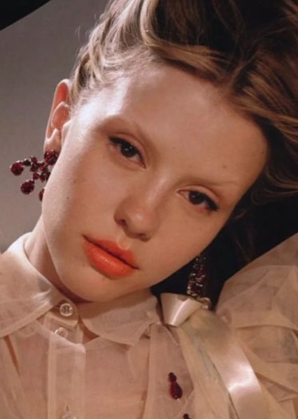 Mia Goth