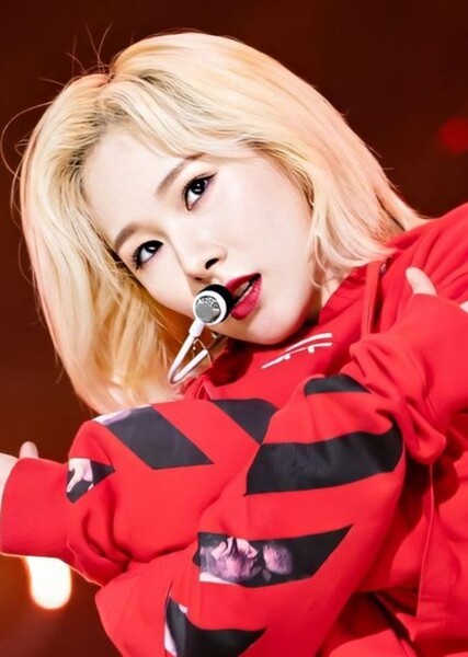 Mia (Han Eun-ji)