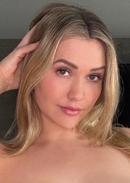 Mia Malkova photo