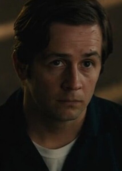 Michael Angarano photo