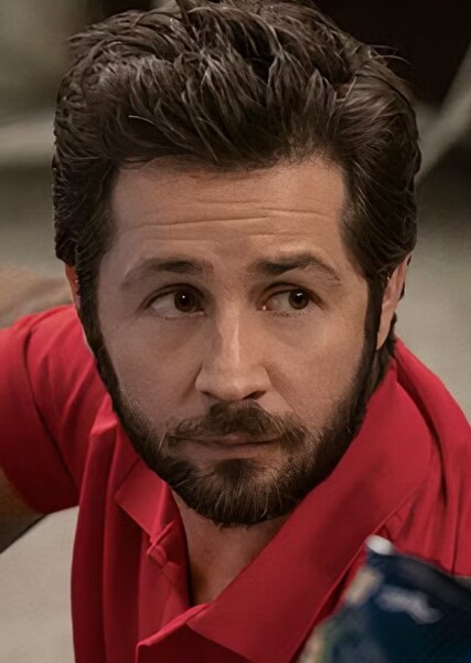 Michael Angarano photo