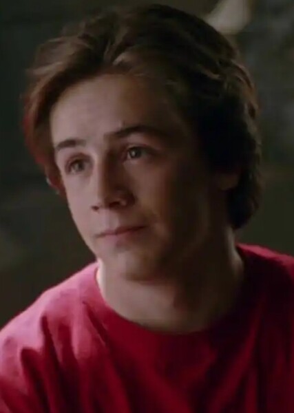 Michael Angarano as Pedro Peña in Shazam (2005)
