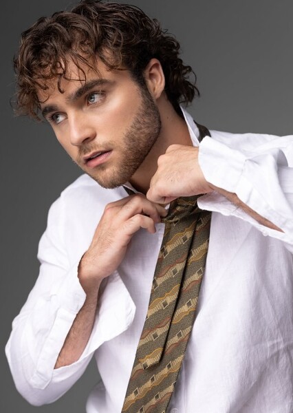 Michael Bishop photo