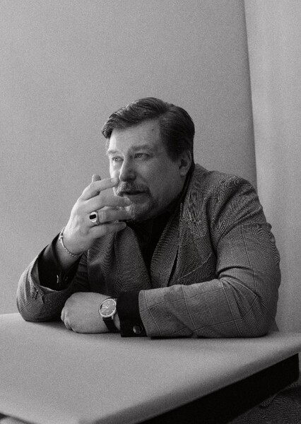 Michael Chernus photo