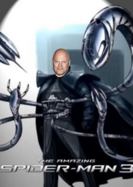 Michael Chiklis photo