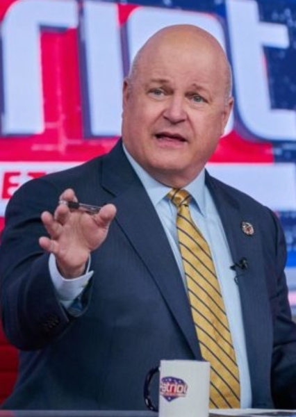 Michael Chiklis photo