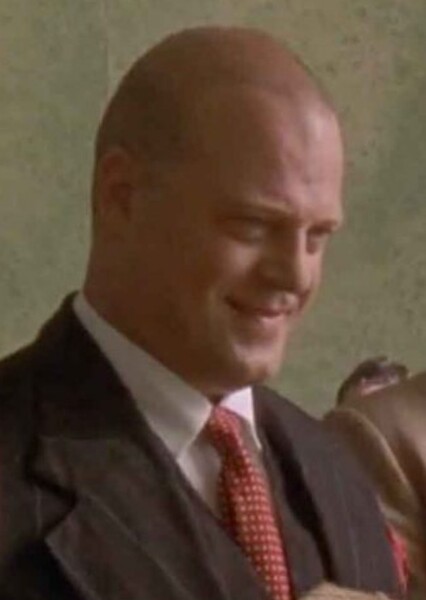 Michael Chiklis