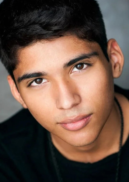 Michael Garza photo