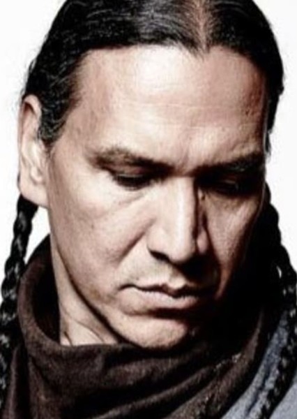 Michael Greyeyes photo