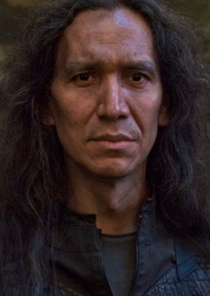 Michael Greyeyes photo