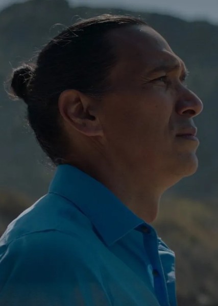 Michael Greyeyes photo