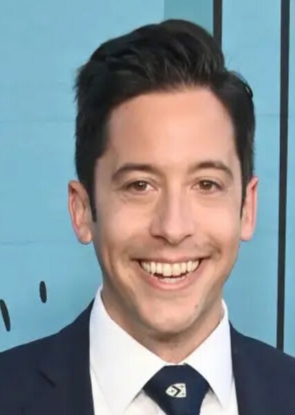 Michael Knowles photo