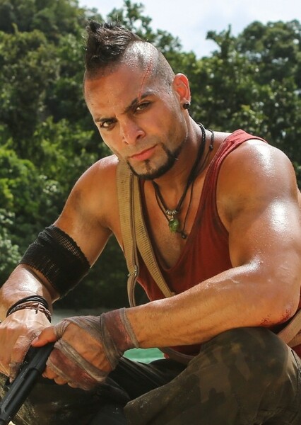 Michael Mando photo