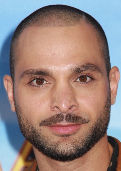 Michael Mando photo