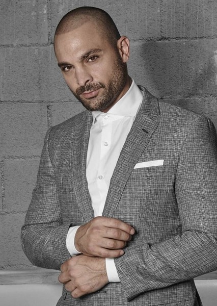Michael Mando photo