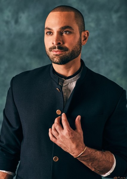 Michael Mando photo