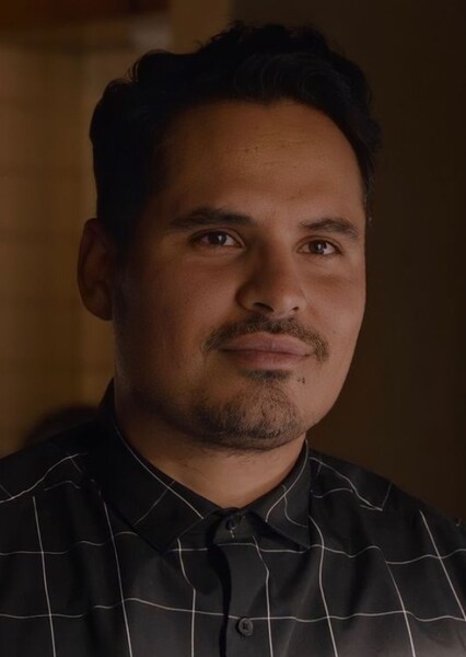 Michael Peña photo