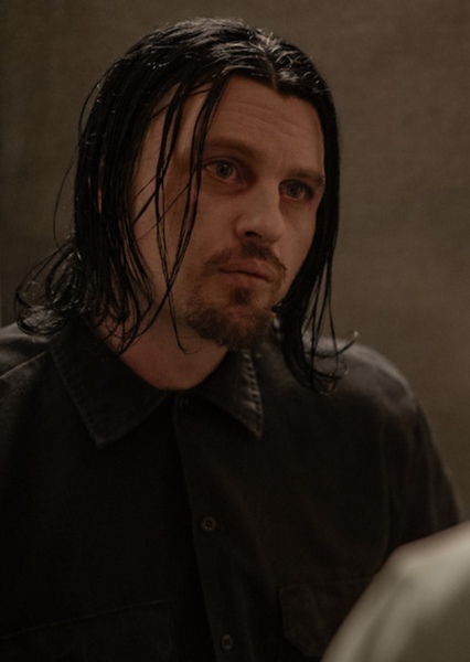 Michael Pitt photo