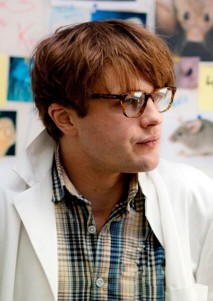 Michael Pitt photo