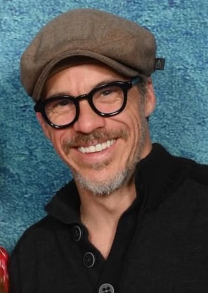 Michael Raymond-James photo