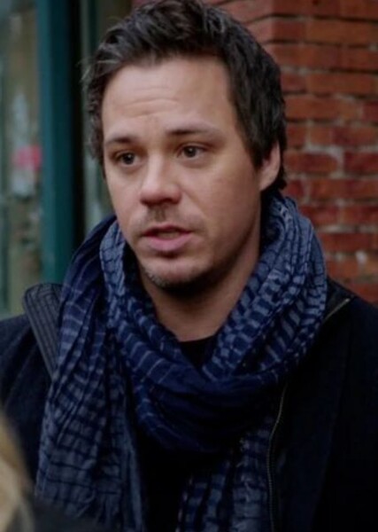 Michael Raymond-James photo