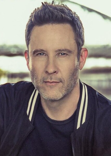 Michael Rosenbaum photo