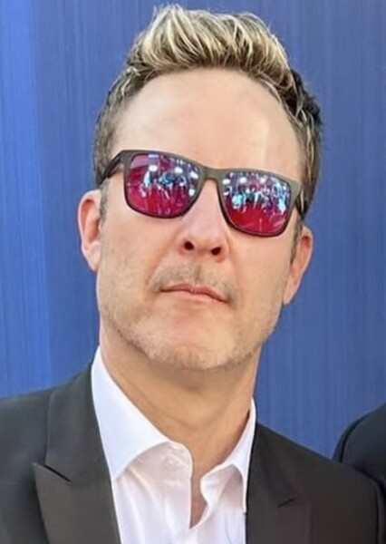 Michael Rosenbaum photo