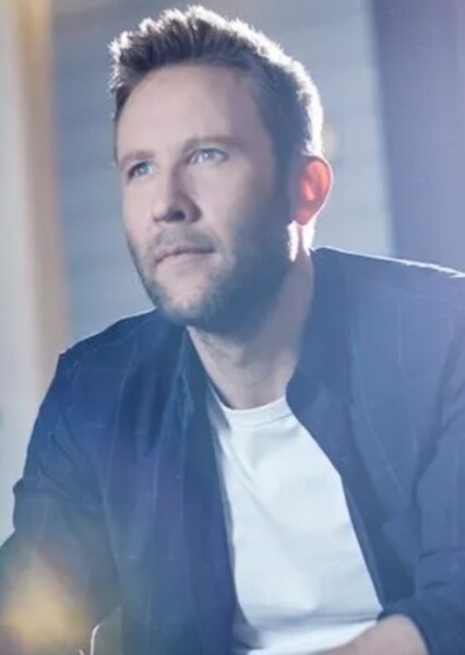 Michael Rosenbaum photo