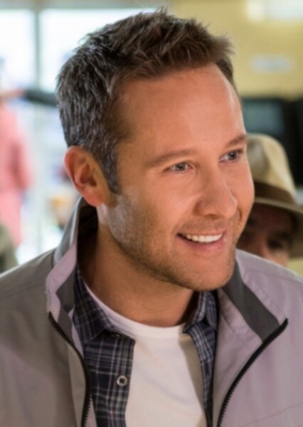 Michael Rosenbaum photo