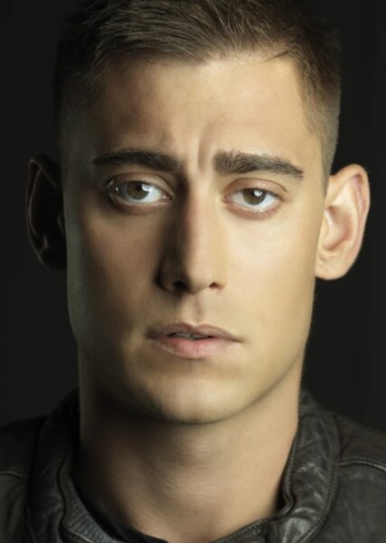Michael Socha photo