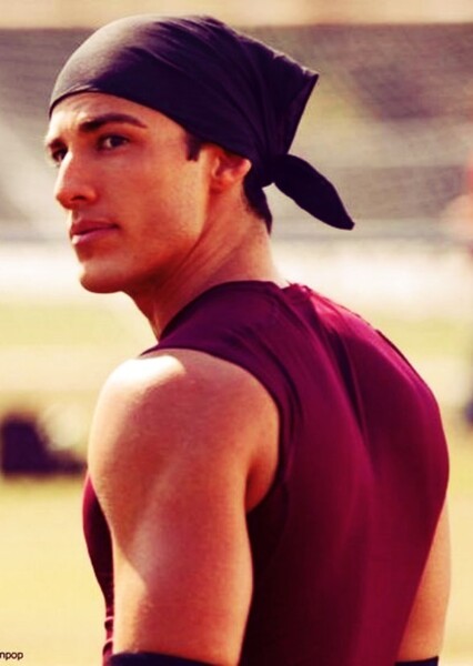 Michael Trevino photo