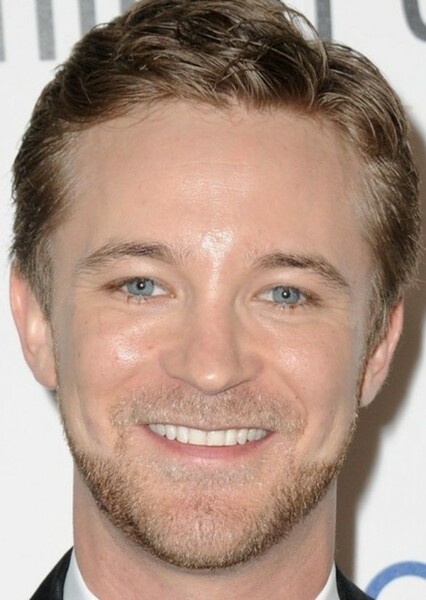Michael Welch photo
