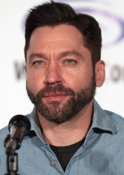 Michael Weston photo