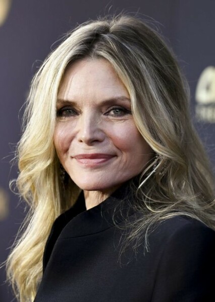 Michelle Pfeiffer photo