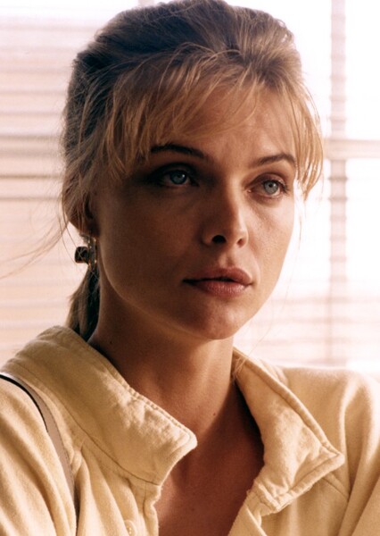 Michelle Pfeiffer photo