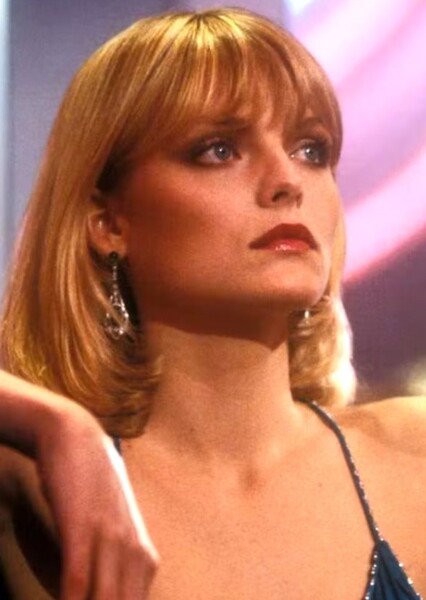 Michelle Pfeiffer photo
