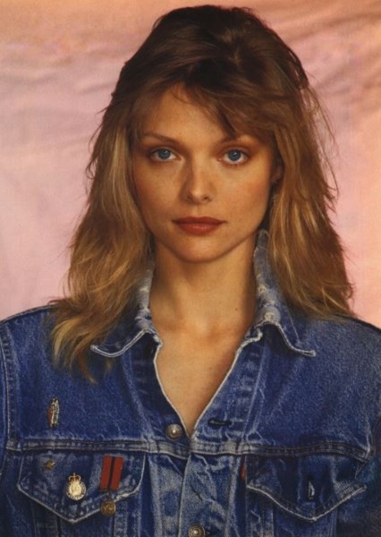 Michelle Pfeiffer photo