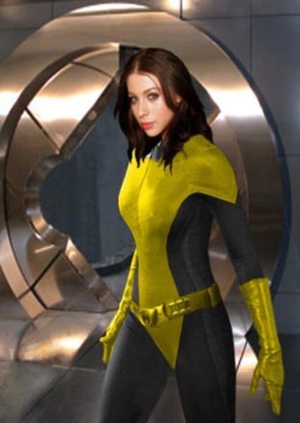 Michelle Trachtenberg photo