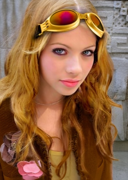 Michelle Trachtenberg photo