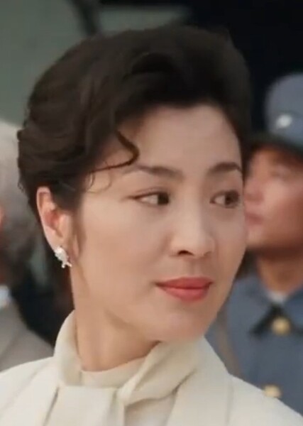 Michelle Yeoh photo