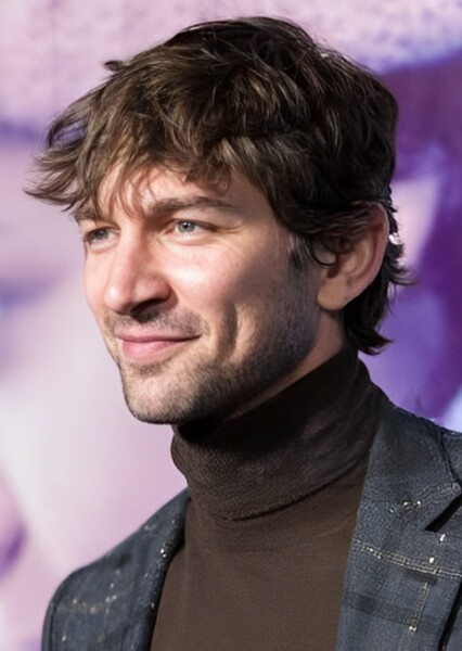 Michiel Huisman photo