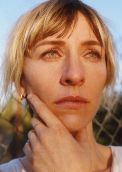 Mickey Sumner photo