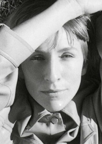 Mickey Sumner photo