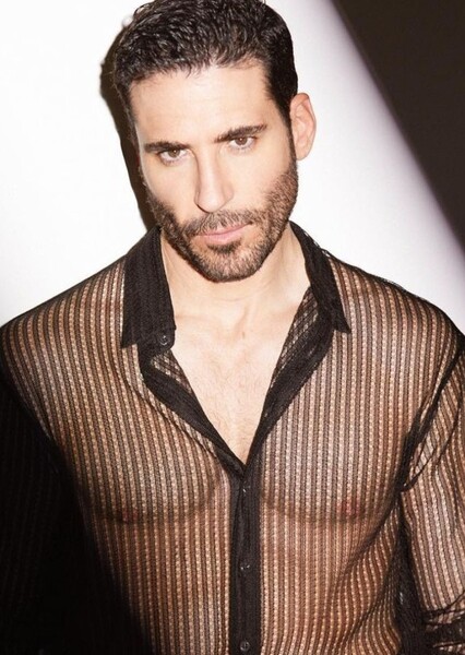 Miguel Ángel Silvestre photo