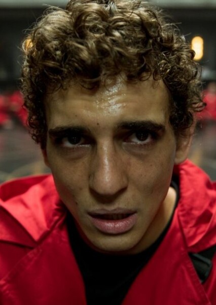 Miguel Herrán photo
