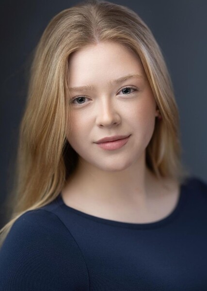 Mika Maharry photo